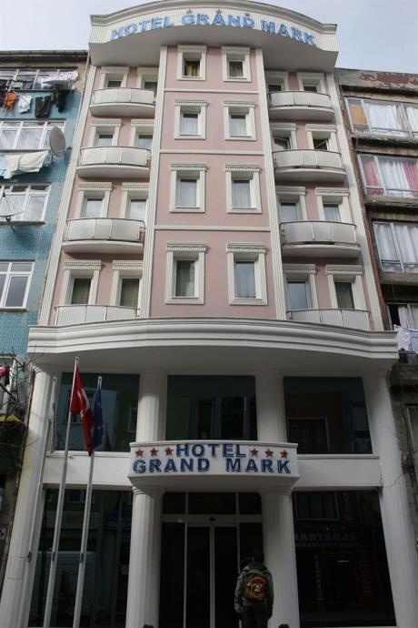 Grand Mark